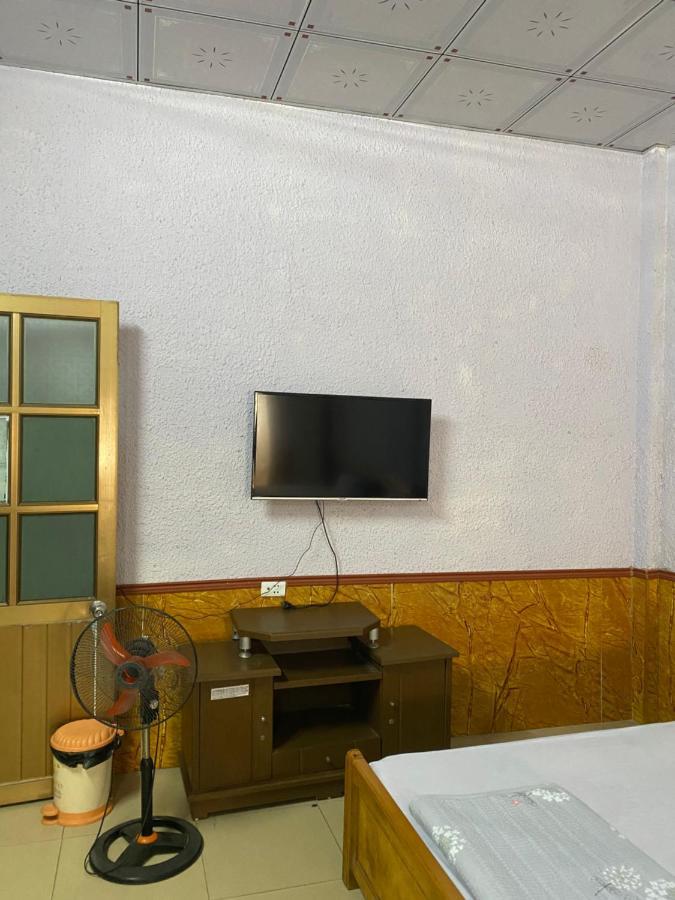 Nha Nghi Famy Hotel Mong Cai Exterior photo