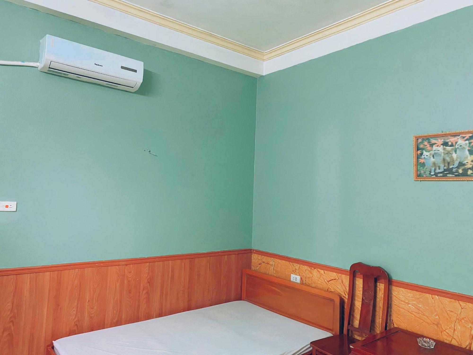 Nha Nghi Famy Hotel Mong Cai Exterior photo