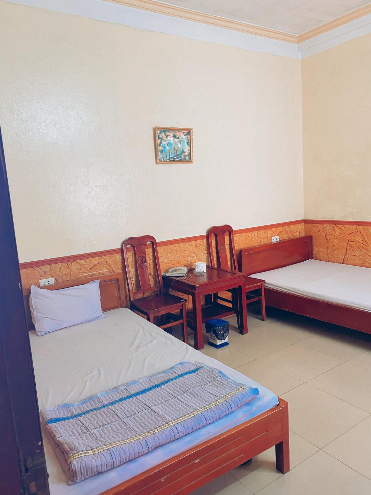 Nha Nghi Famy Hotel Mong Cai Exterior photo